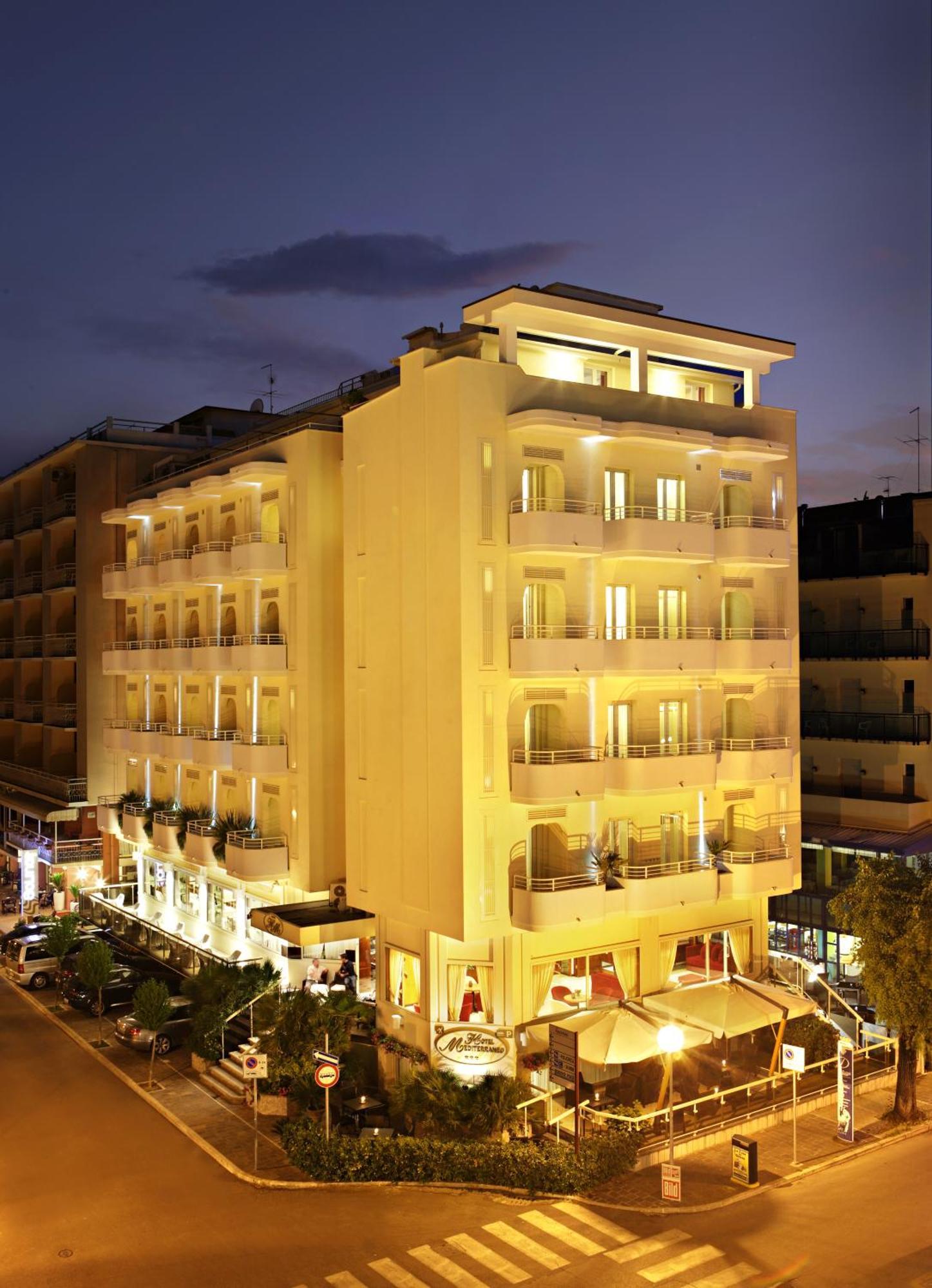 Mediterraneo Hotel & Suites Cattolica Eksteriør bilde